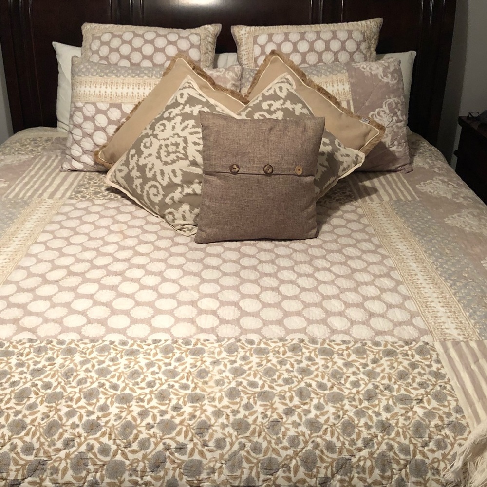 King Size Quilt - Picture 1 of 3